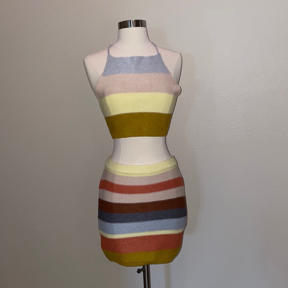 Knitted striped two-piece skirt set